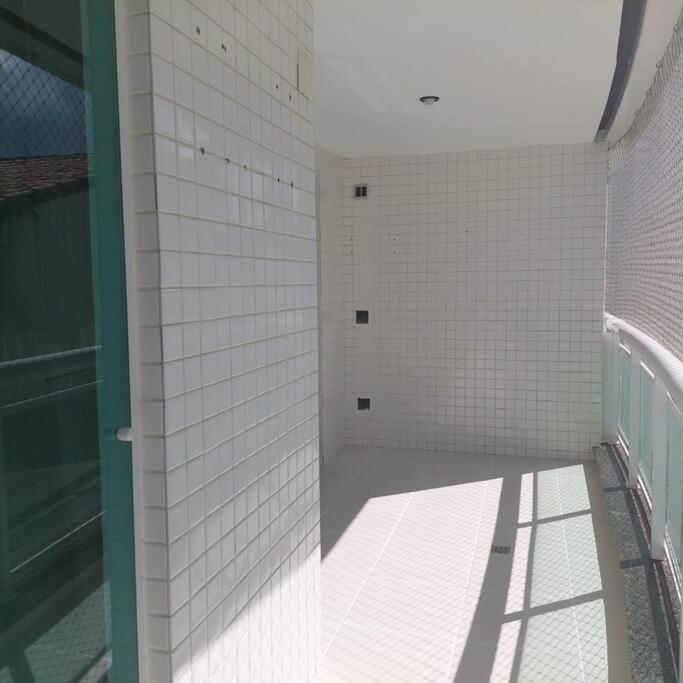 Apartamento com 2 quartos a 50m da Praia do Forte!