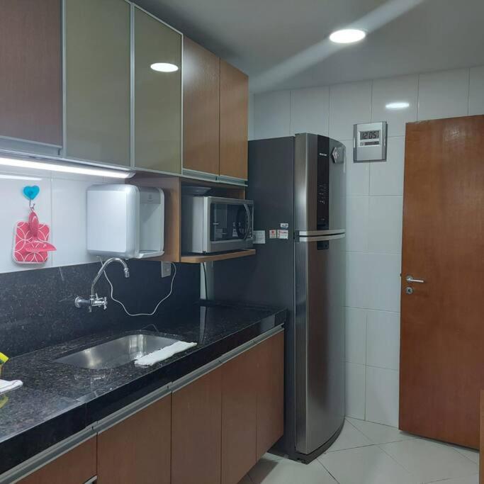 Apartamento com 2 quartos a 50m da Praia do Forte!