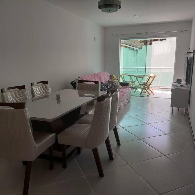 Apartamento com 2 quartos a 50m da Praia do Forte!