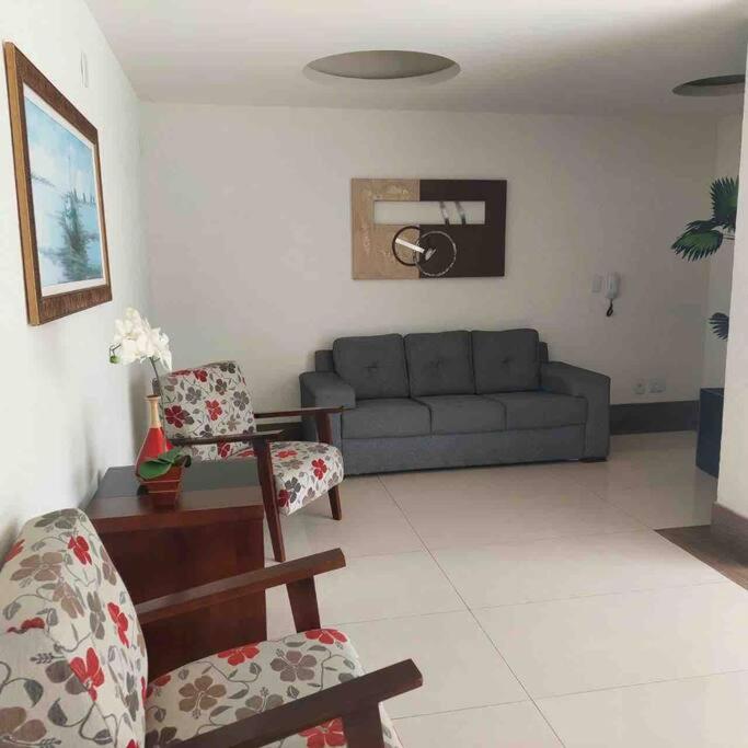 Apartamento com 2 quartos a 50m da Praia do Forte!