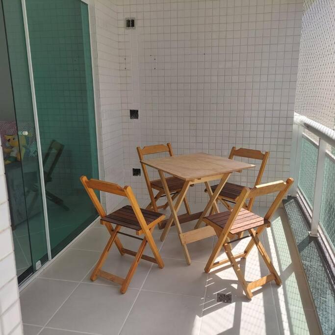 Apartamento com 2 quartos a 50m da Praia do Forte!
