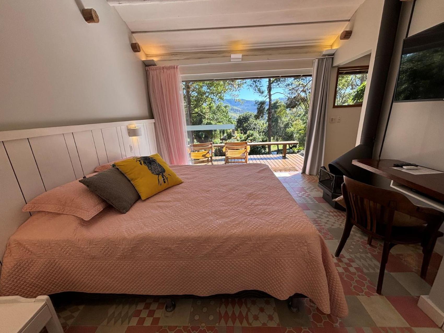 Auberge Suisse Pousada