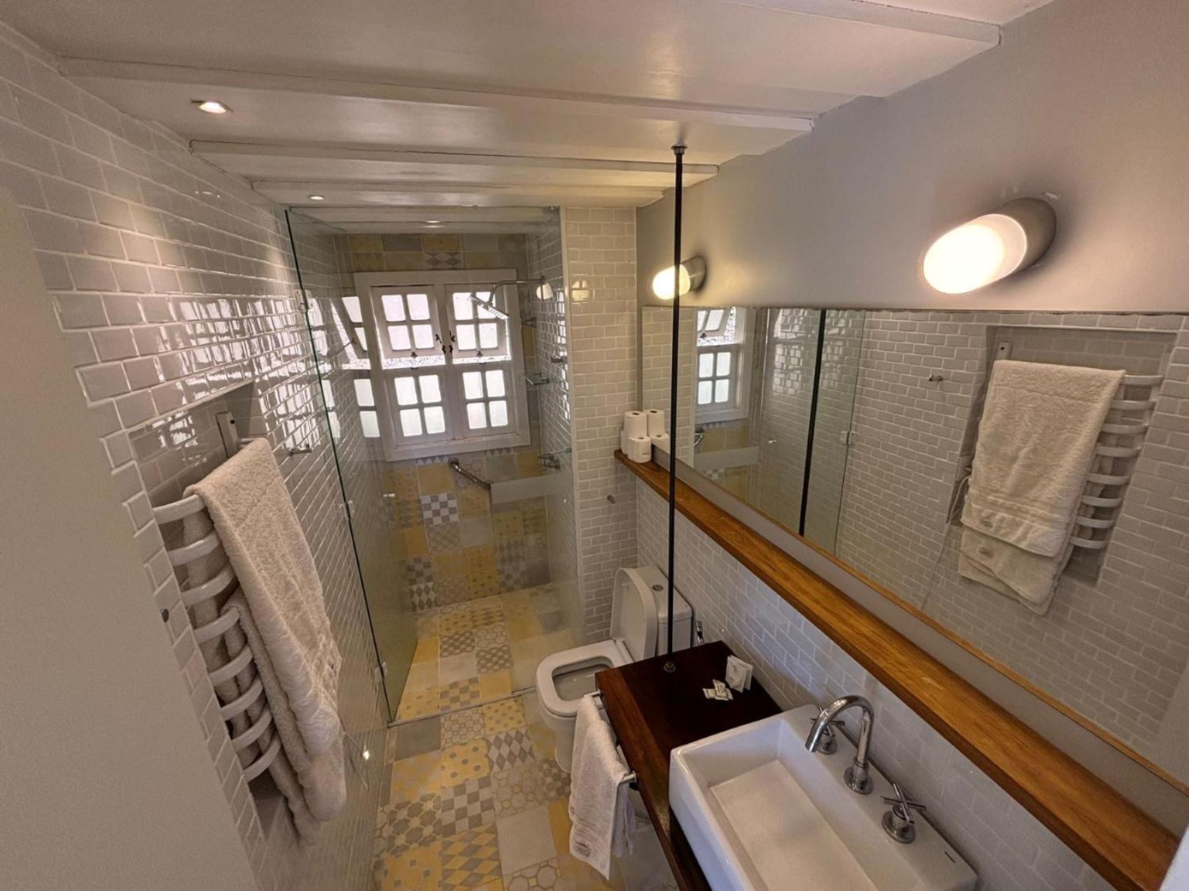 Auberge Suisse Pousada