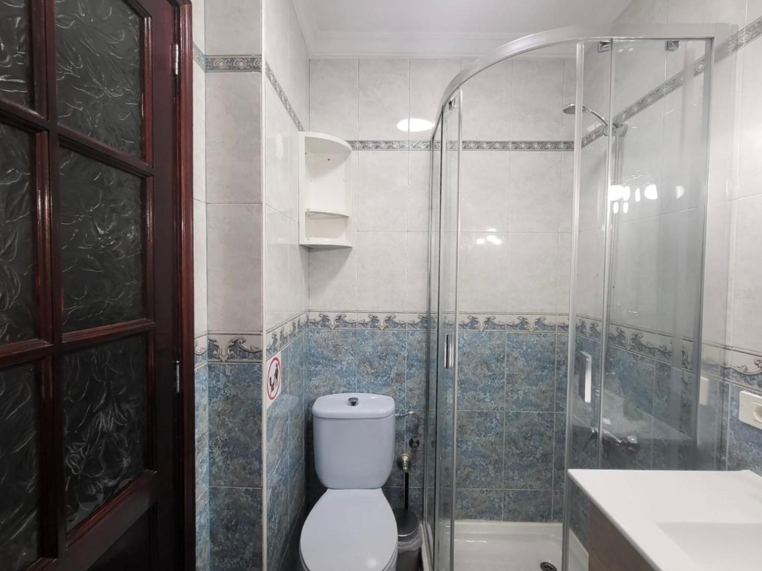 Affordable holiday accommodation for large families and groups at Las Canteras beach with 3 Bedrooms and Free Parking