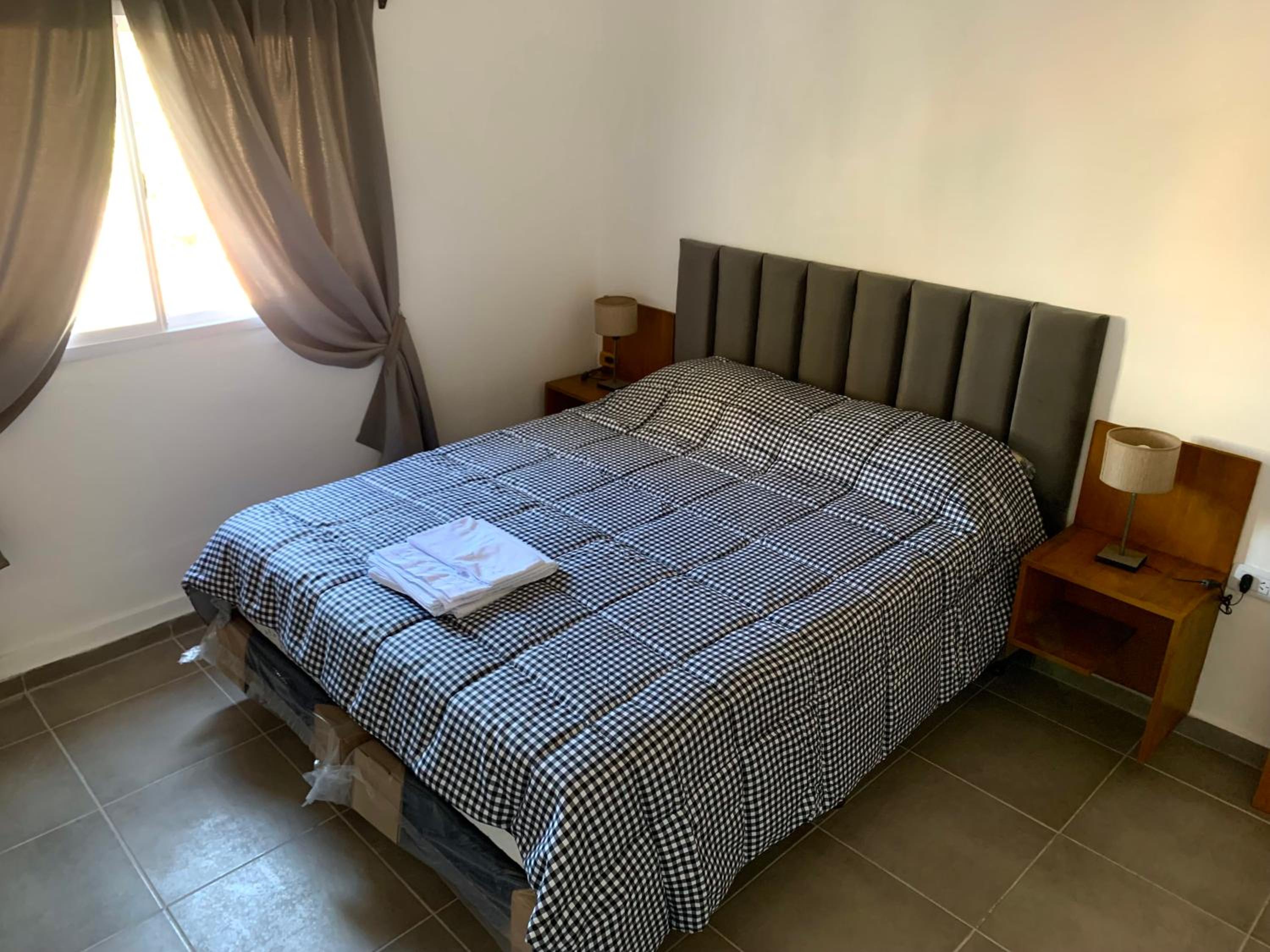 DB Apart en Salta — hotel room