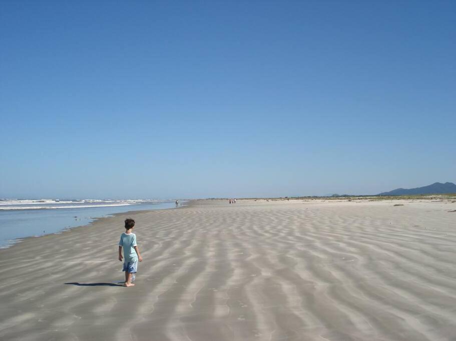 Casa Frente Para o Mar - Praia da Juréia - Iguape