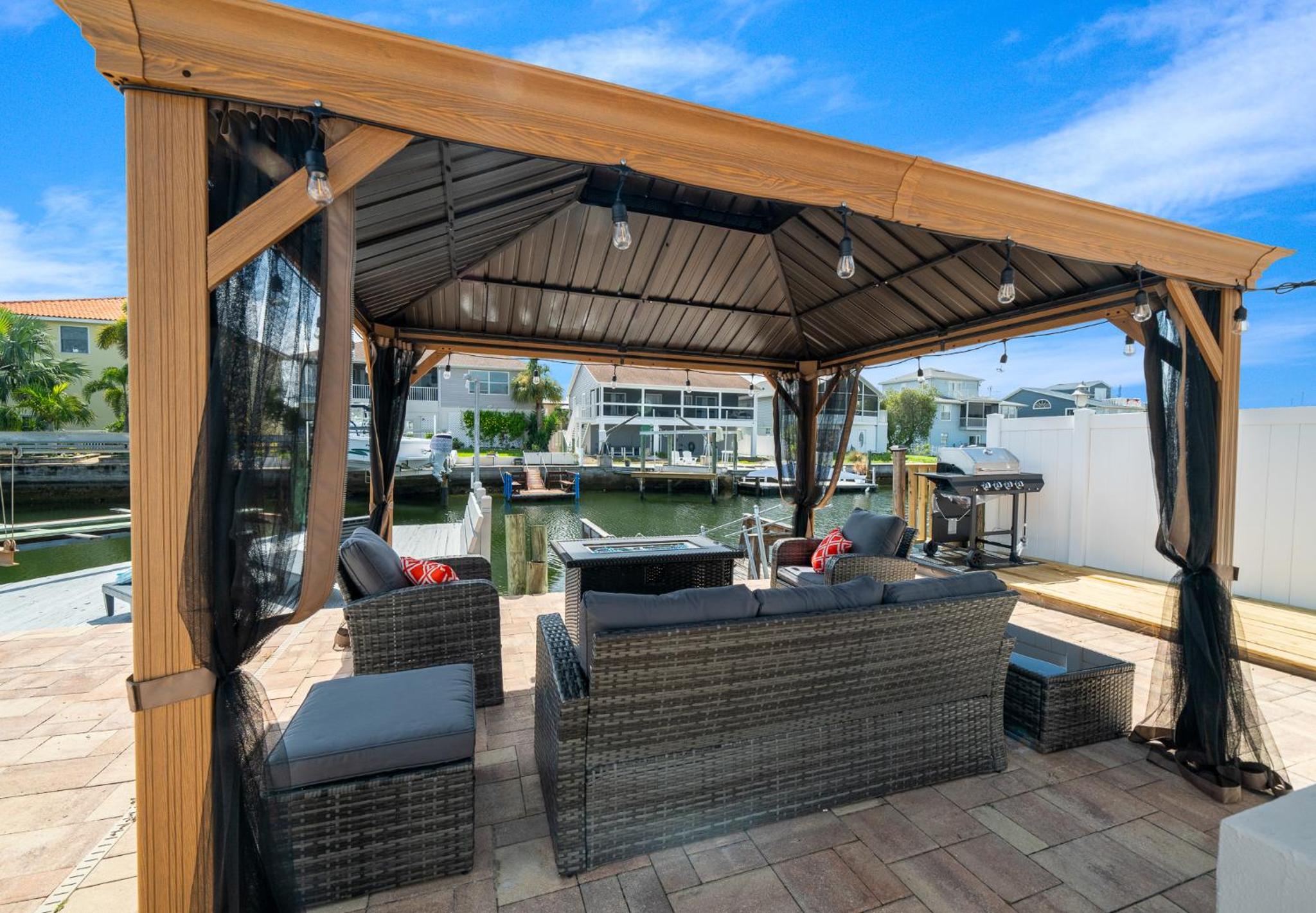 Haven Waterfront Walk to Beach, Pool with Games view 2