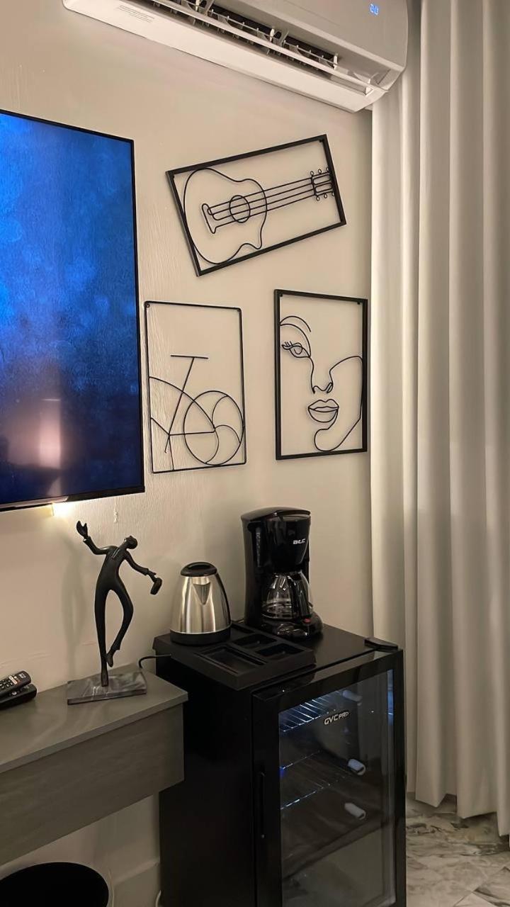 Smart Entry & Studio