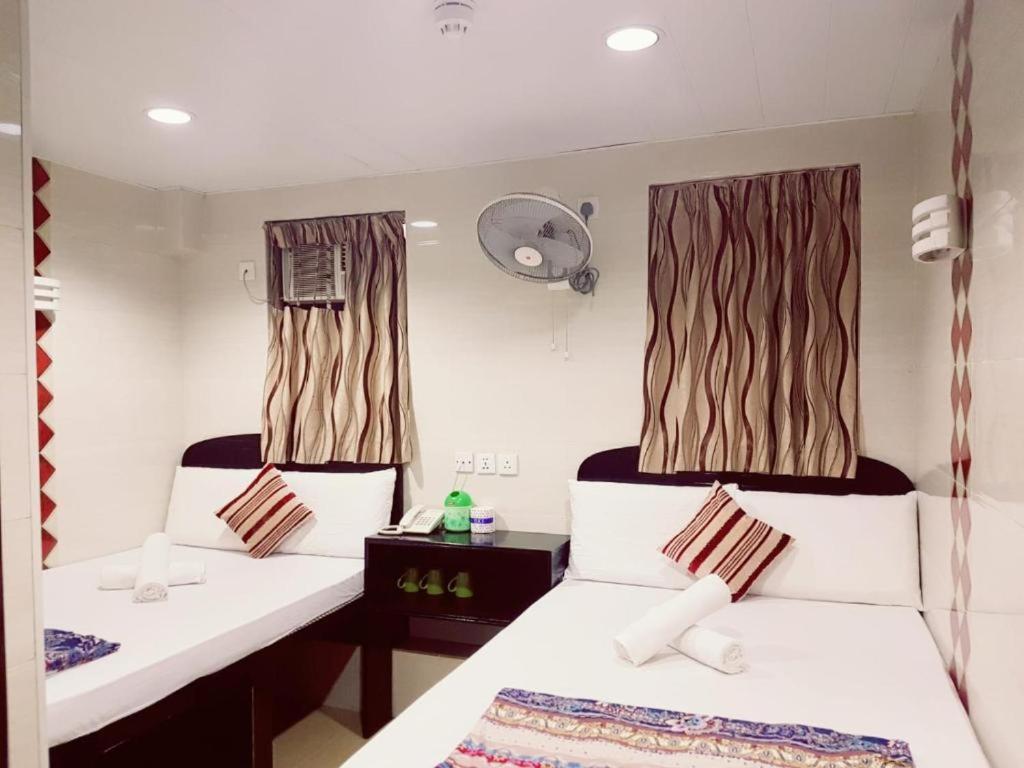 Happy Land Inn 6 F