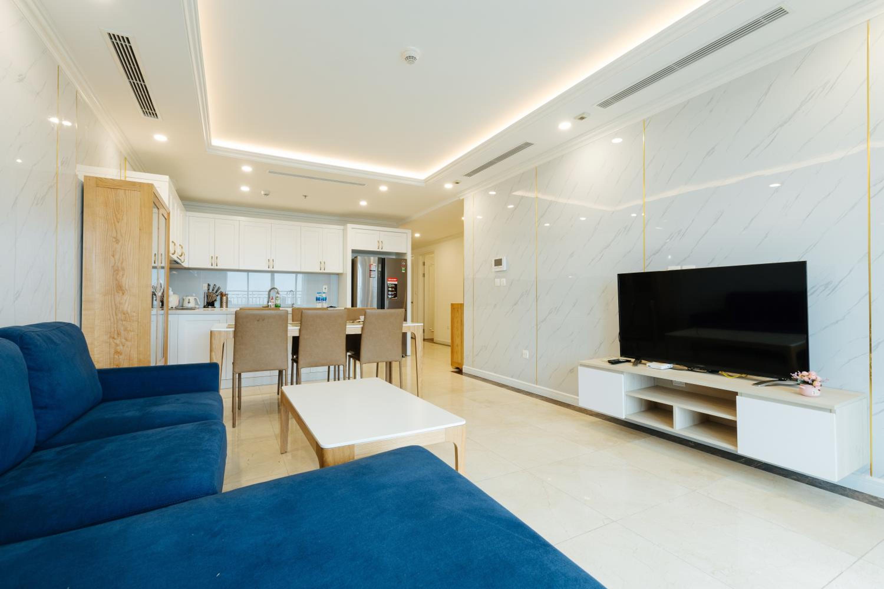 D'Leroi Soleil - Modern Apartment by West Lake
