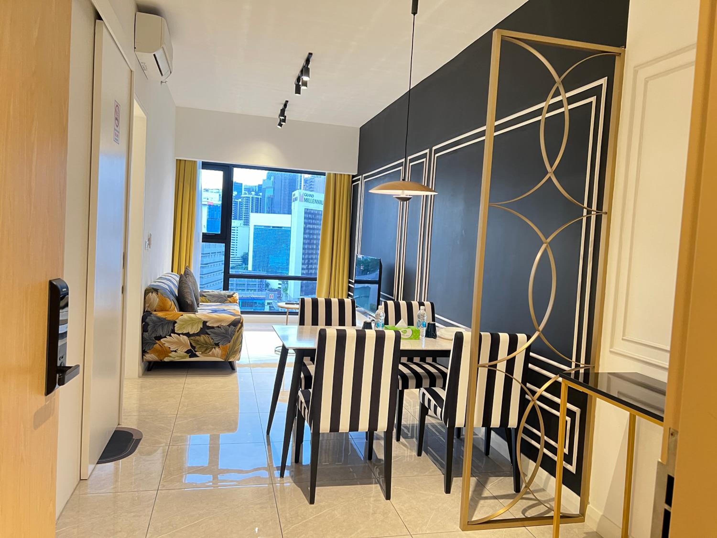 AXON SUITES BUKIT BINTANG By KL PAVILION