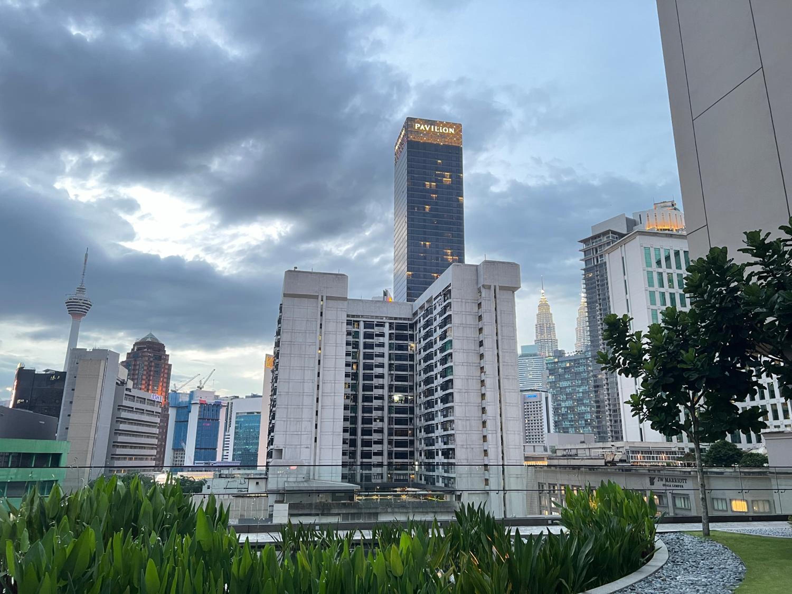 AXON SUITES BUKIT BINTANG By KL PAVILION