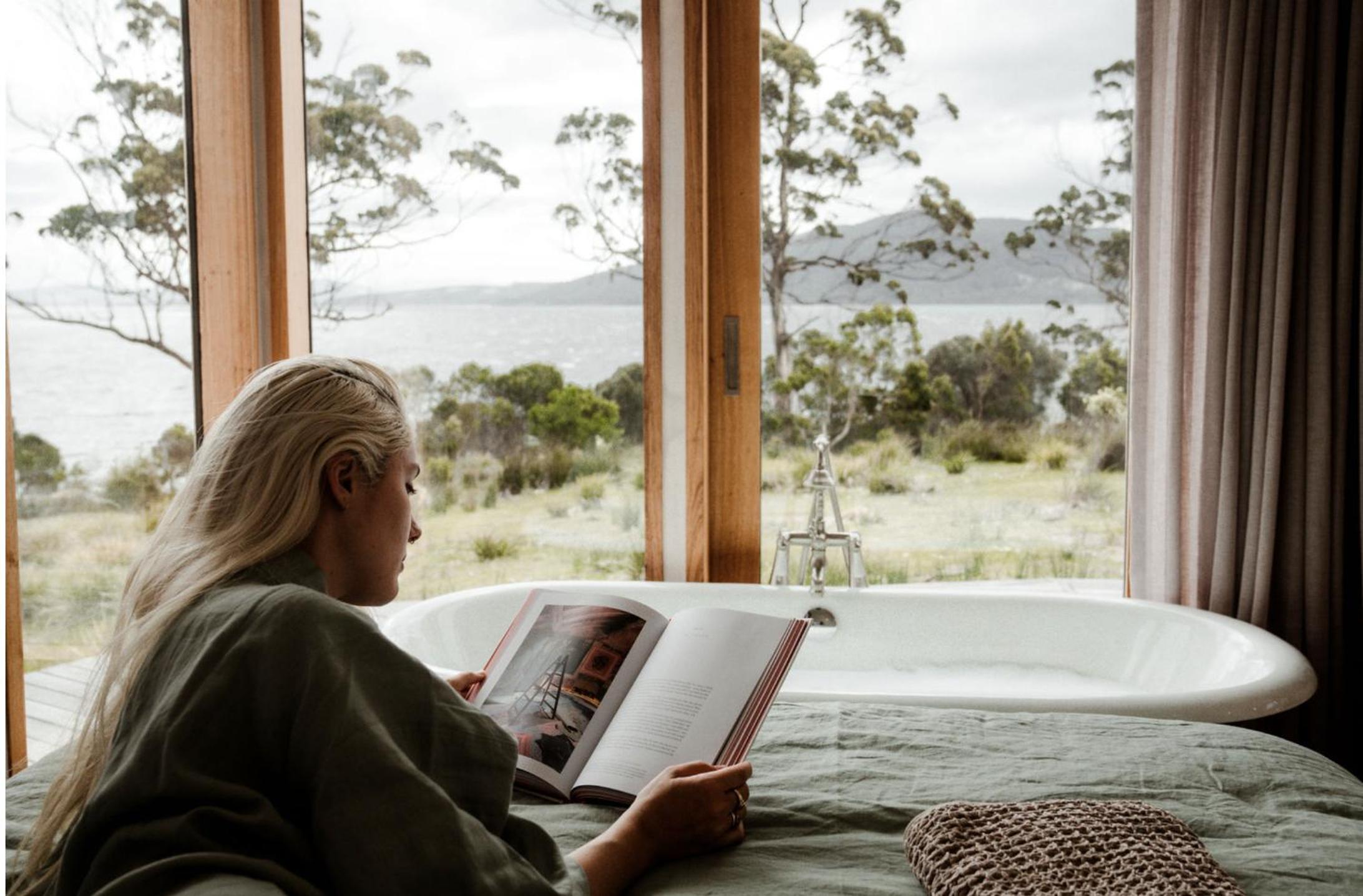 The Hide private Waterfront on Beautiful Bruny