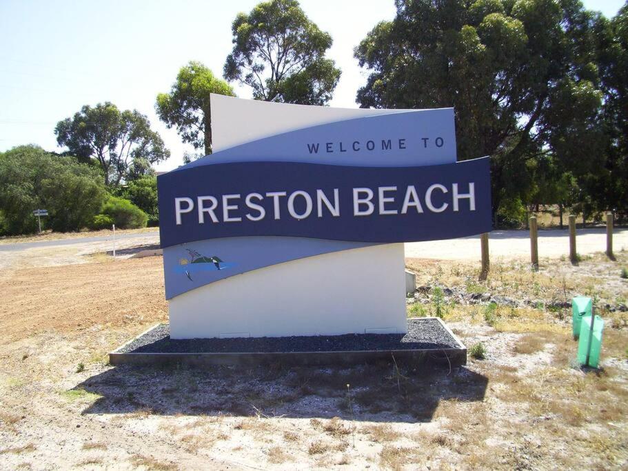 Escape to Preston Beach