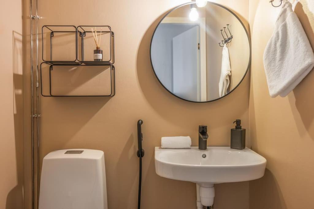 Arctic Haven City Suite