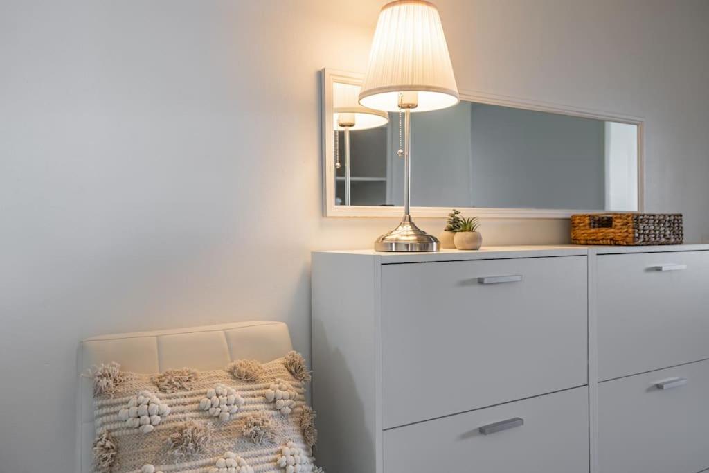 Arctic Haven City Suite
