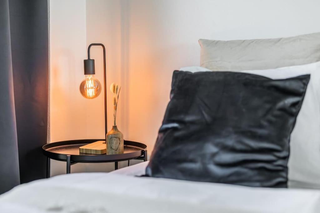 Arctic Haven City Suite