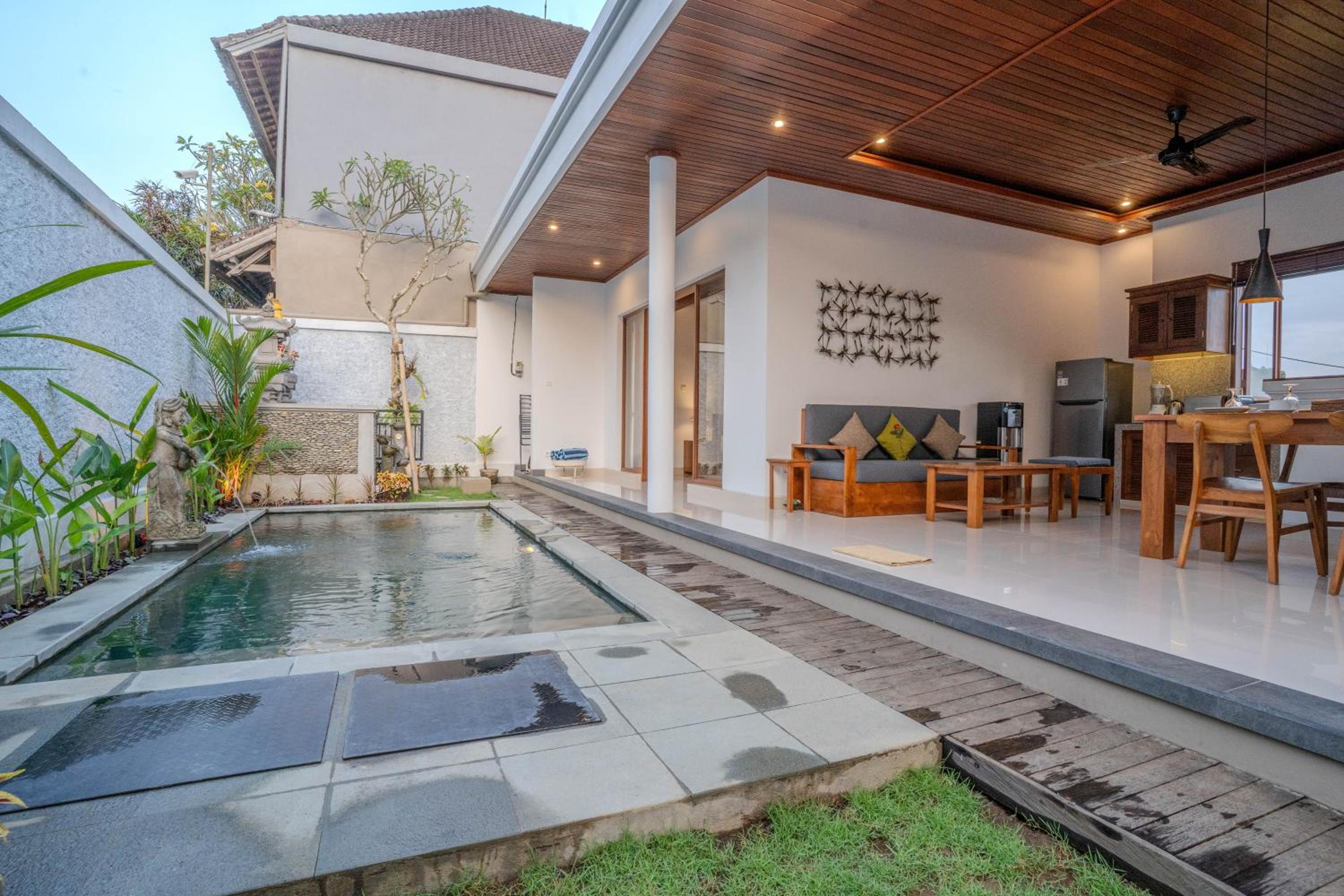 Vanilla Rice View Villa view 4