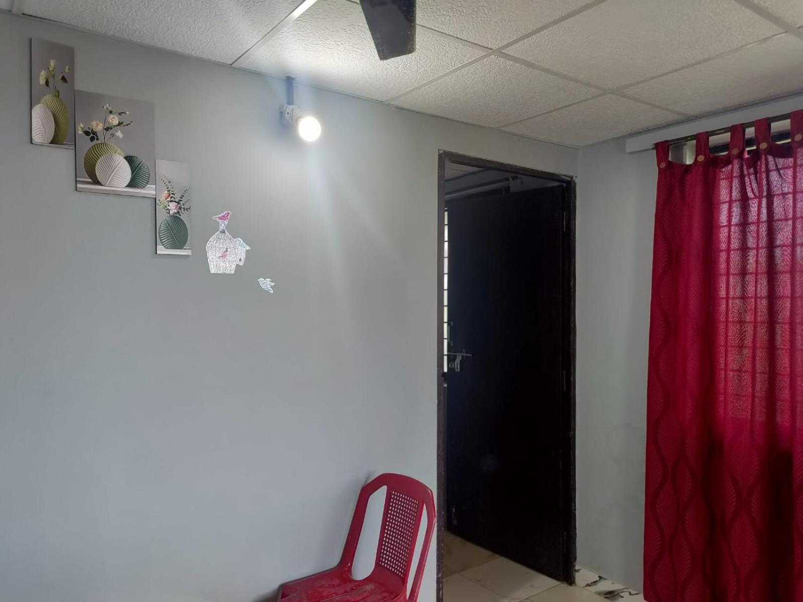 KENSON'S INN - Non AC - 2 Bedroom Apartment
