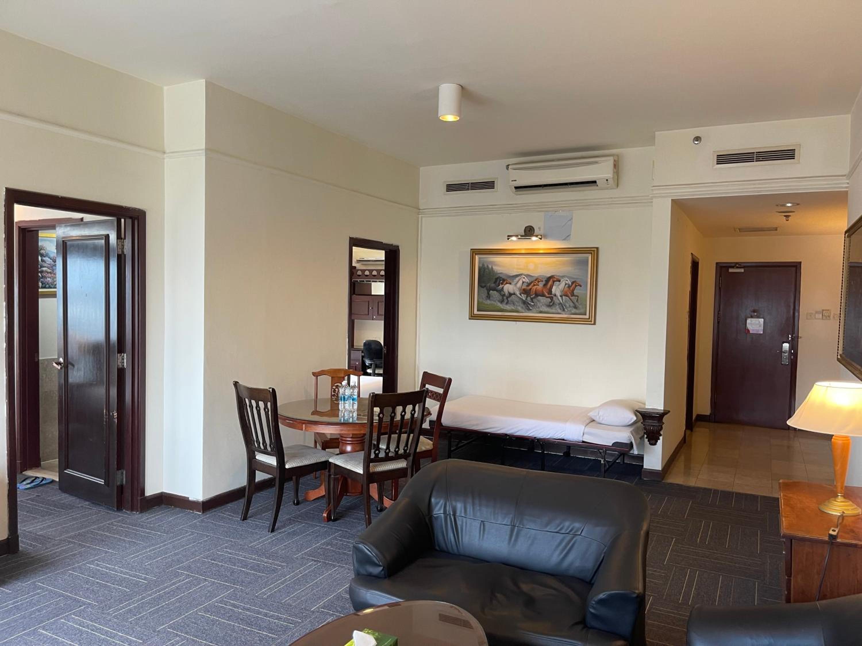 KL Elegant Apartment at Times Square