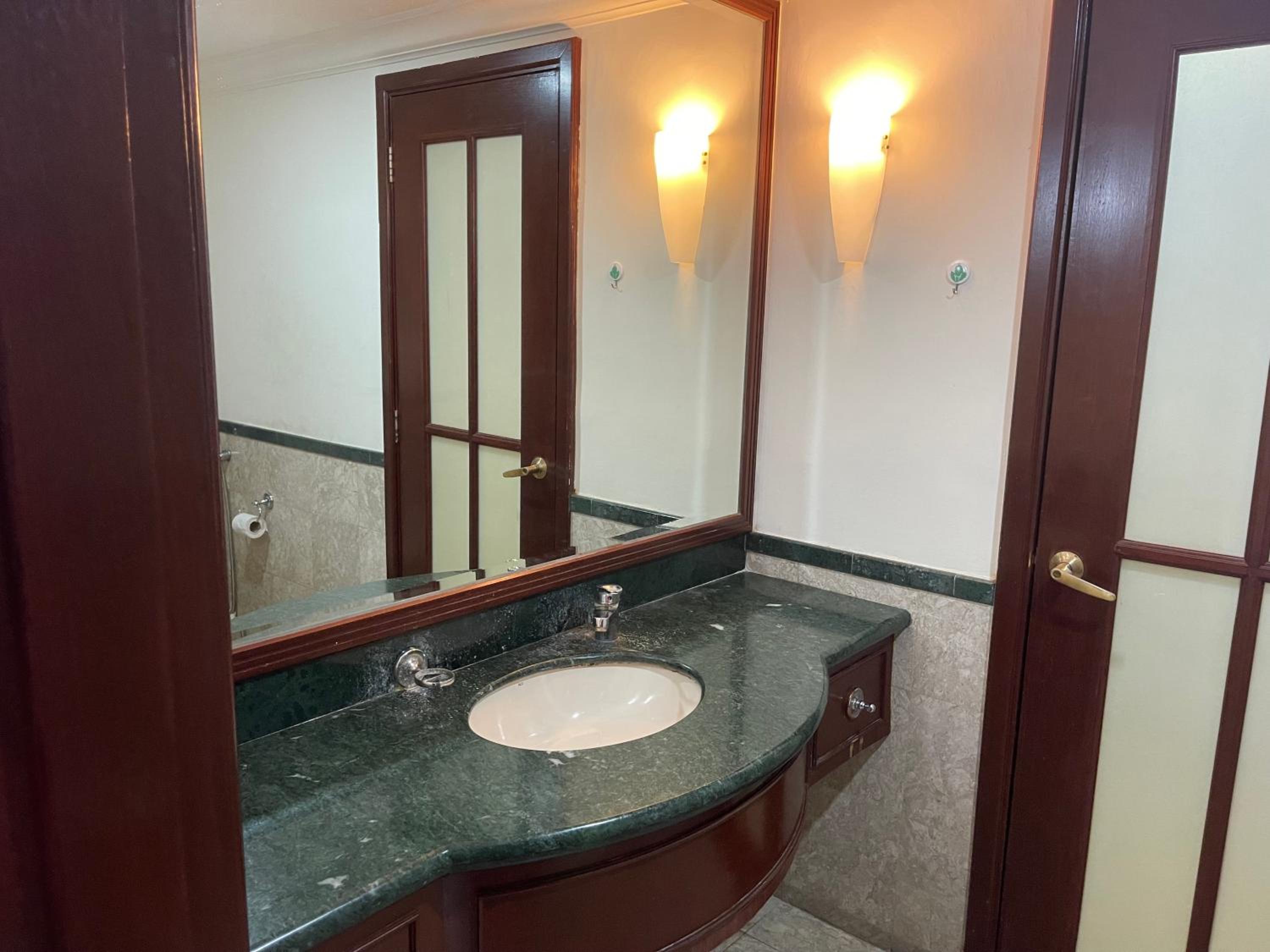KL Elegant Apartment at Times Square