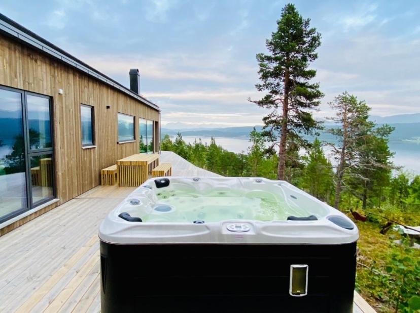 Ny hytte i Malangen view 2