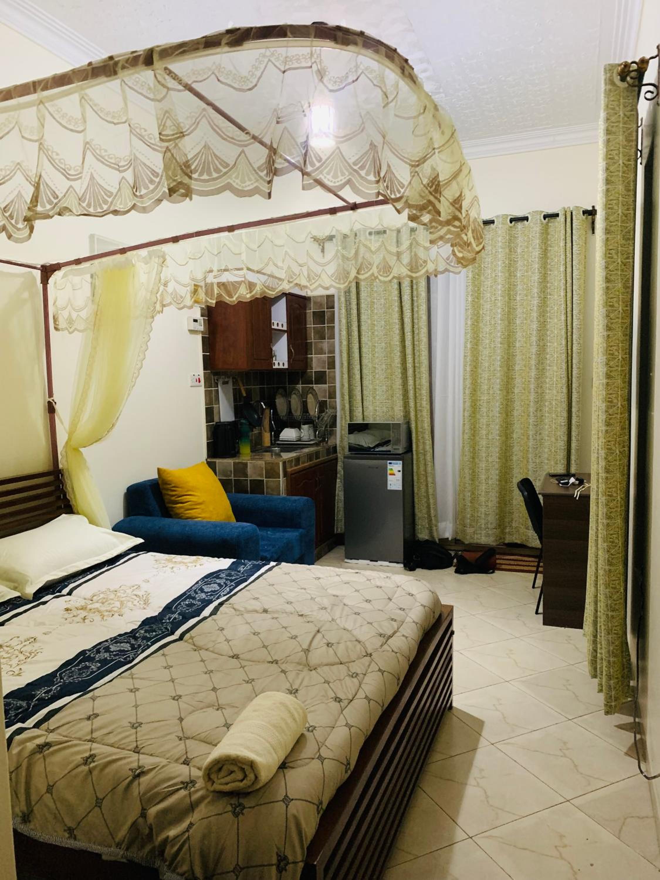 Glasgow suites kisaasi view 3