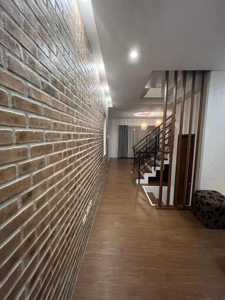 House of Ellisse view 3