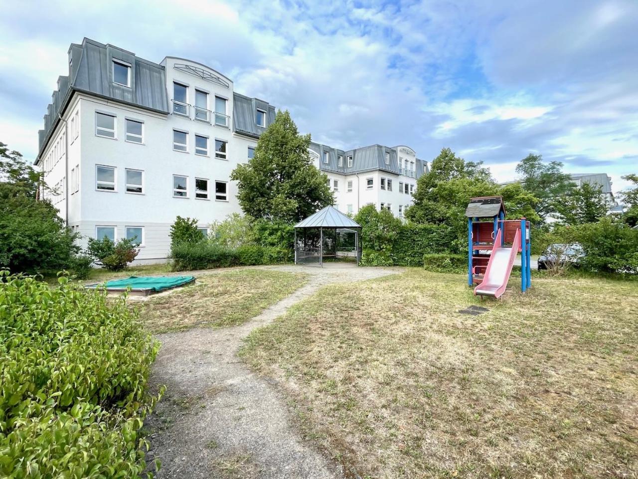 Premium Penthouse W46 Dresden - elbnah, hochwertig mit Parkplatz!