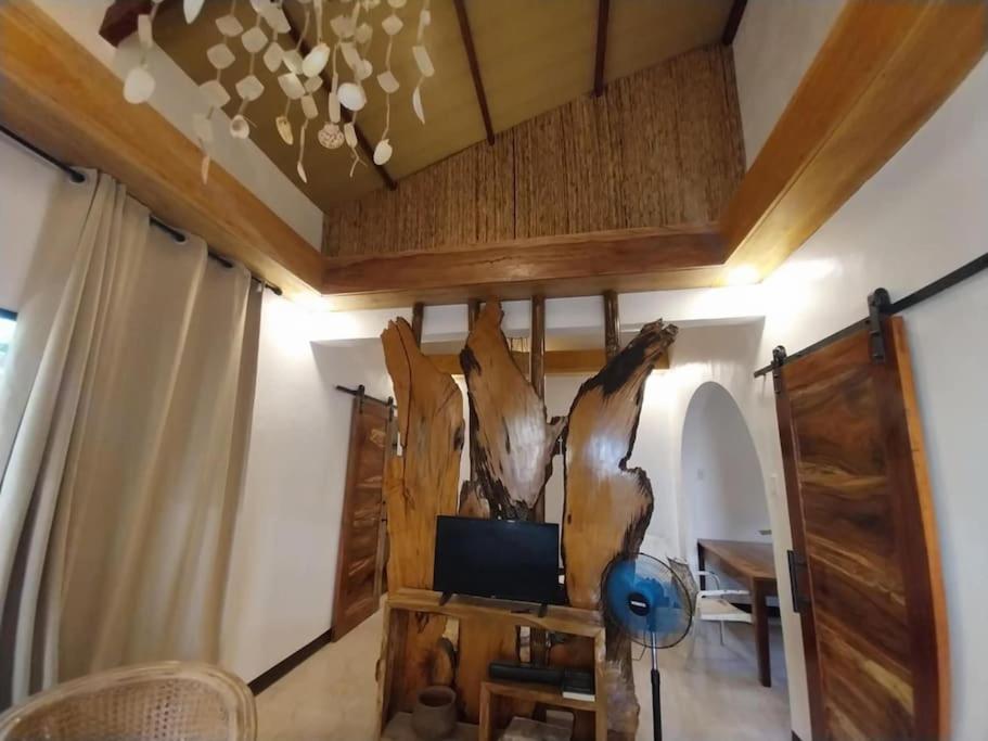 2 Bedroom House in Malinao, General Luna view 4