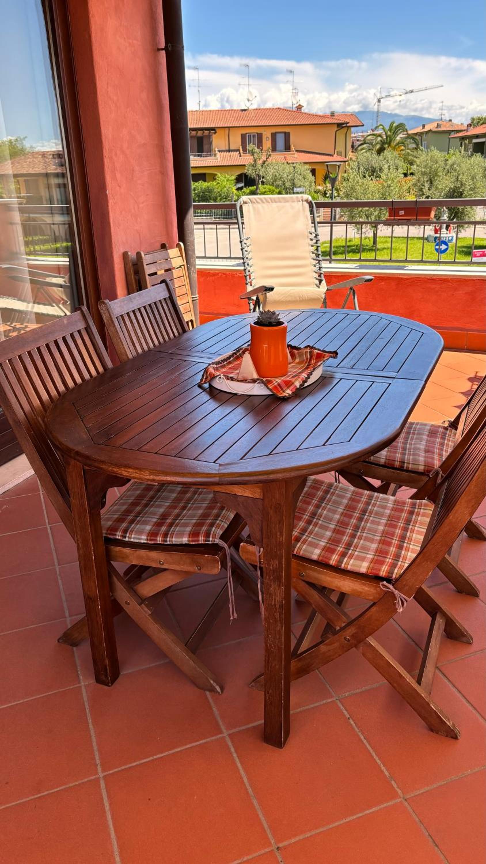 Eccociiiii Manerba Apartment - Casa Naty e Ale view 3
