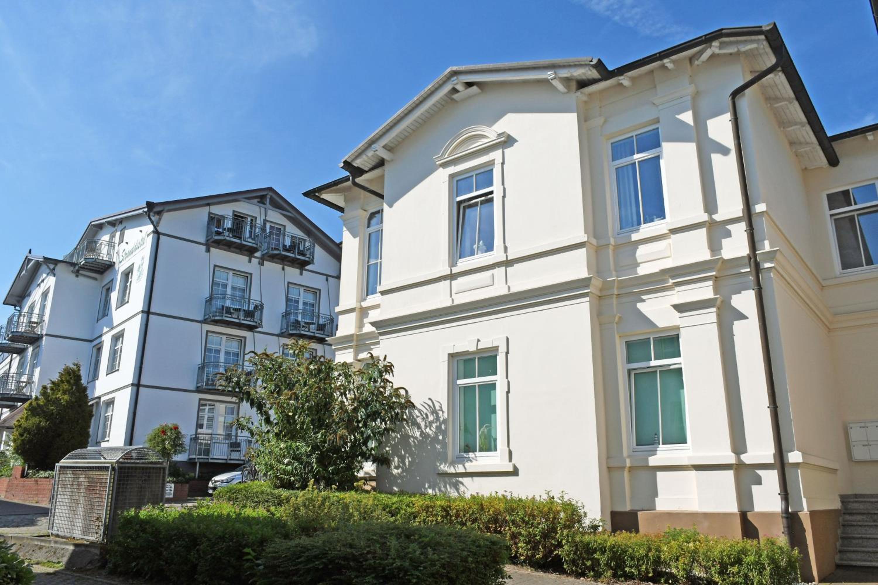 Ferienwohnung mit Balkon 500 m bis zum Strand VH