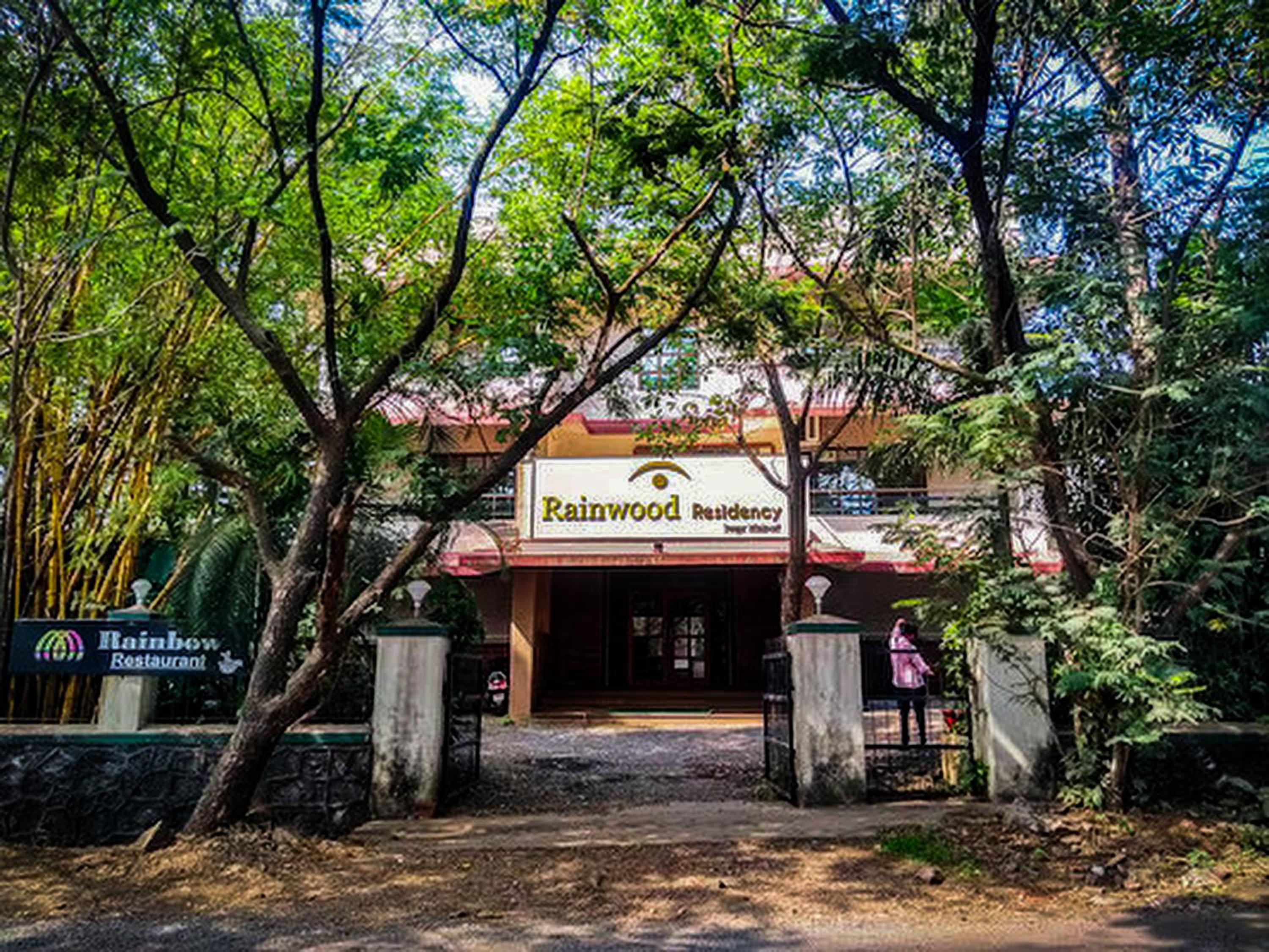 Lonavala Vacations - Rainwood Residency - Property Image 1