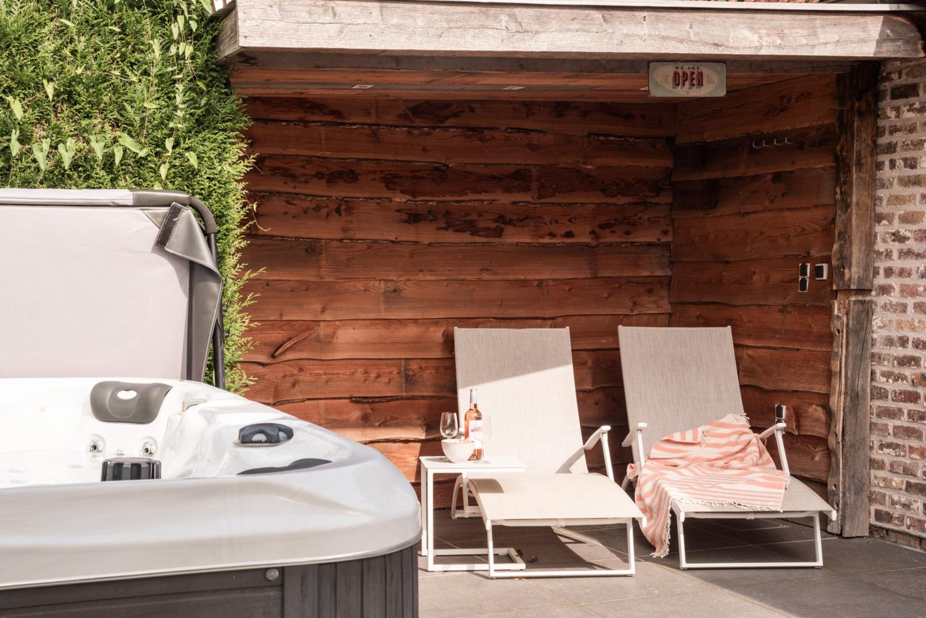 Finca Feliz with private jacuzzi & sauna