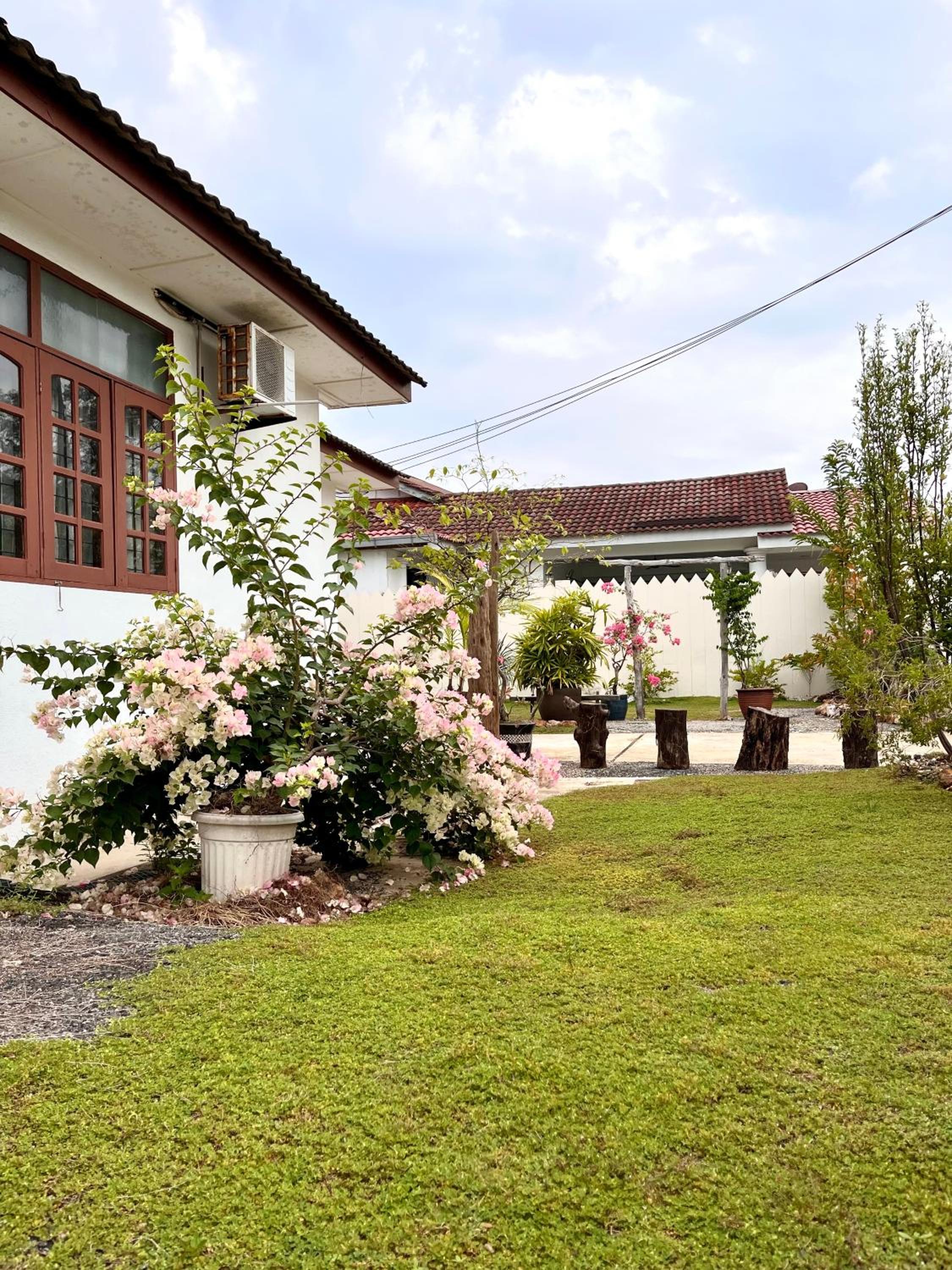 Beach Cottage Homestay Kemaman - Berado D Pampass view 3