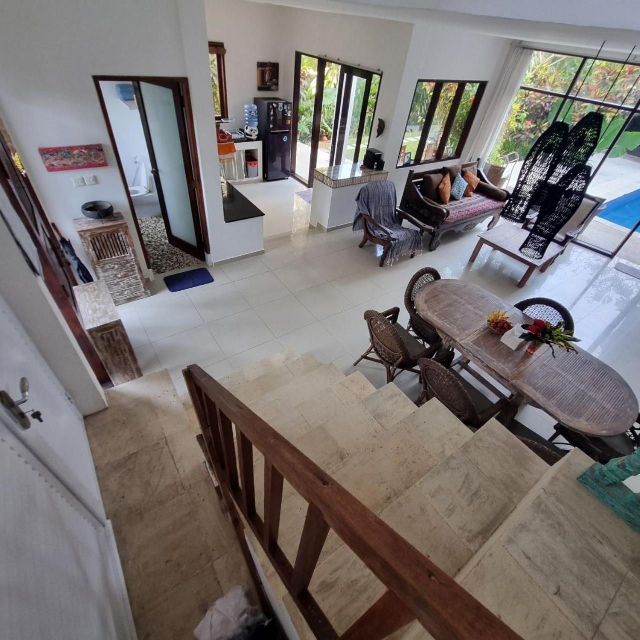2 bedrooms villa with ocean views Balian Beach