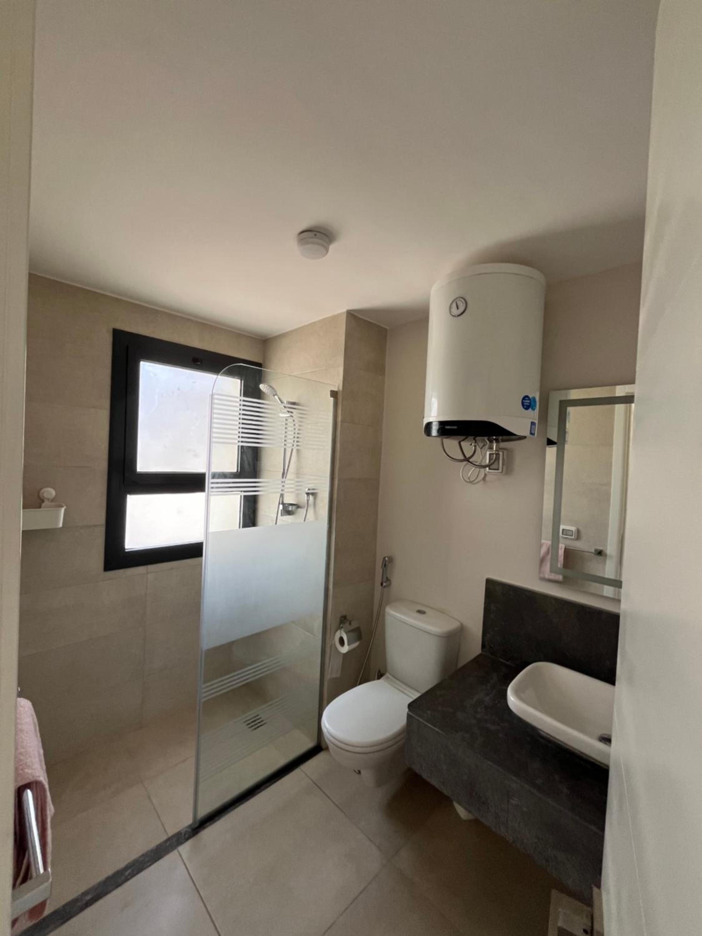 Cozy 2BR Seaview loft in Mesca Somabay view 4