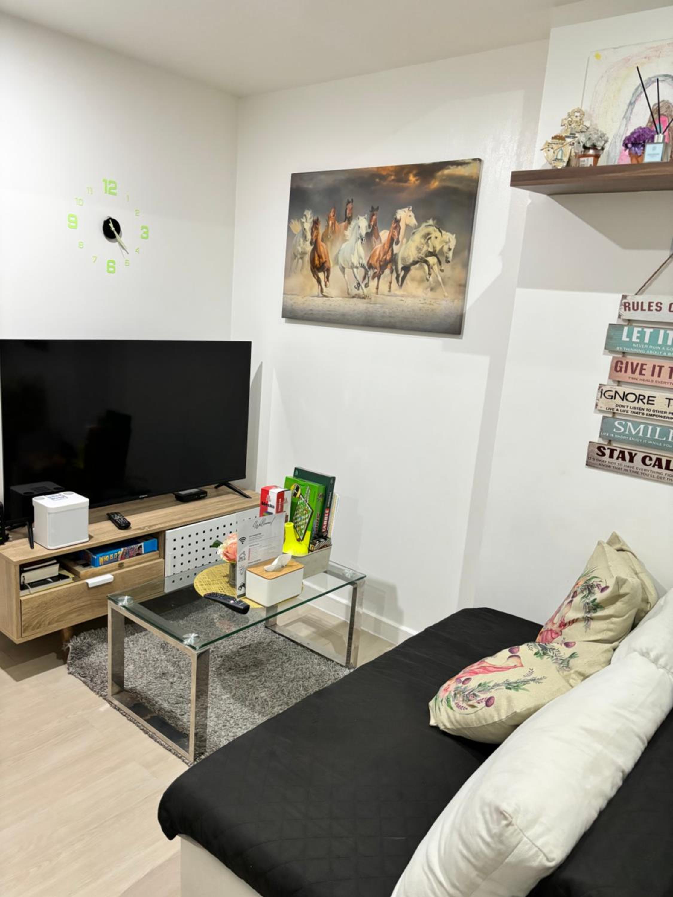Azure Staycation by JB - 2Bedroom Unit