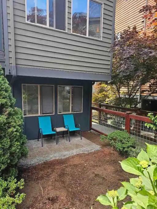 Townhouse West Seattle Abode! view 3