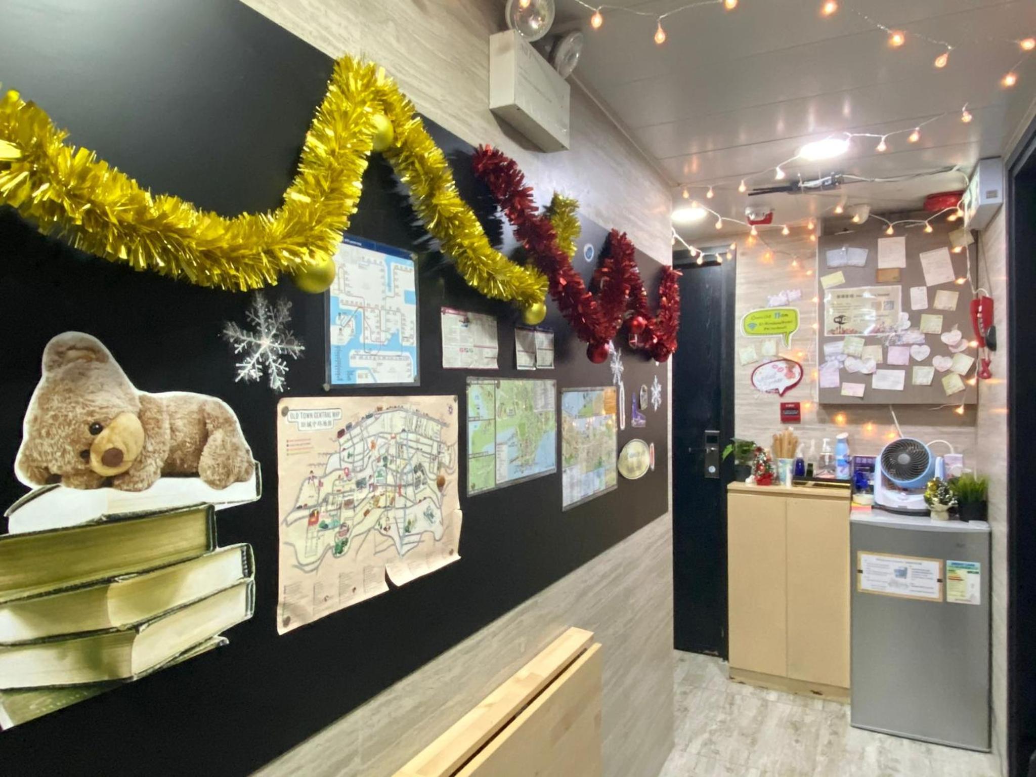 Hong Kong Hostel (Tsim Sha Tsui Mansion)