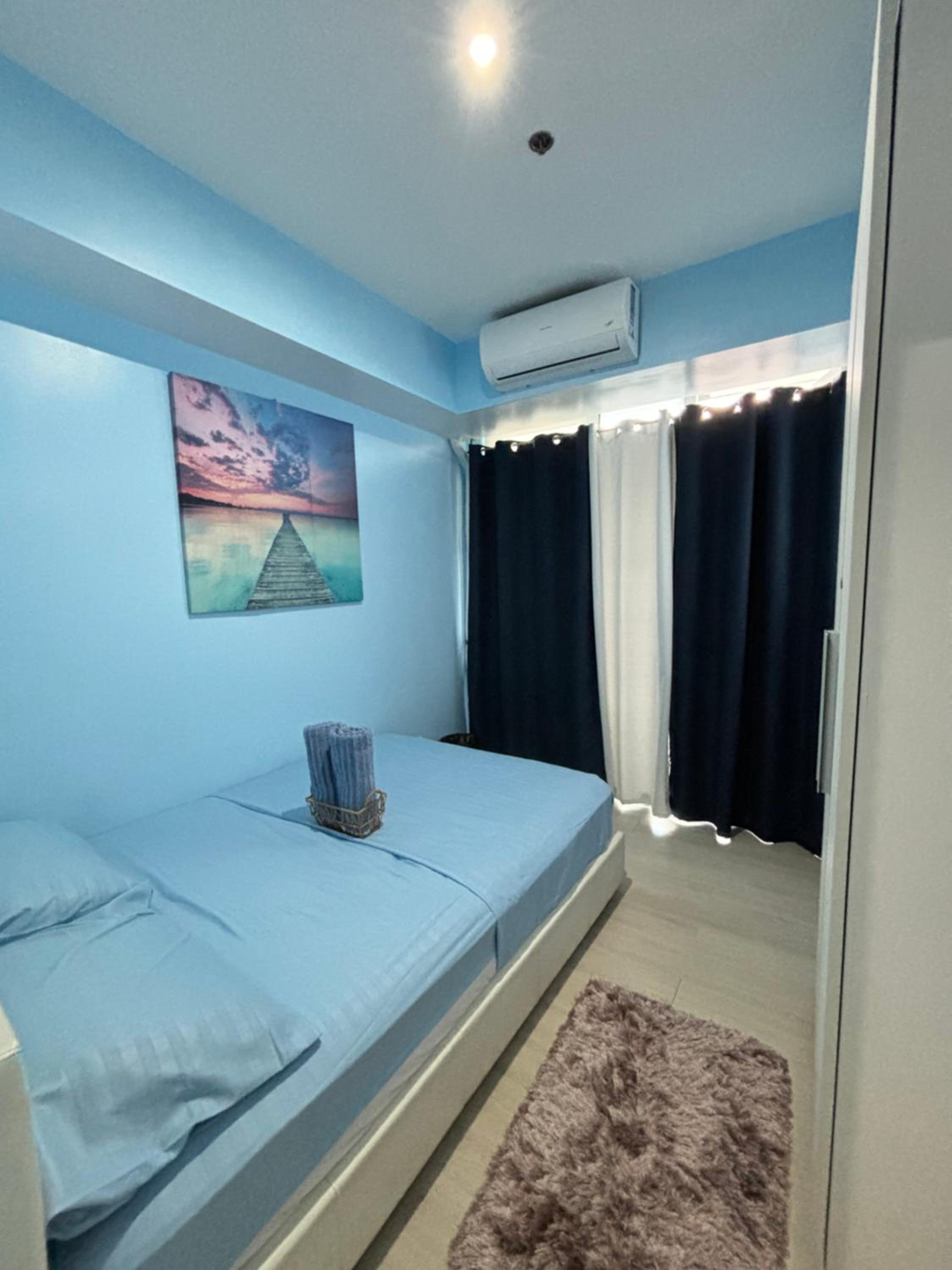 Azure Staycation by JB - 2Bedroom Unit photo 5