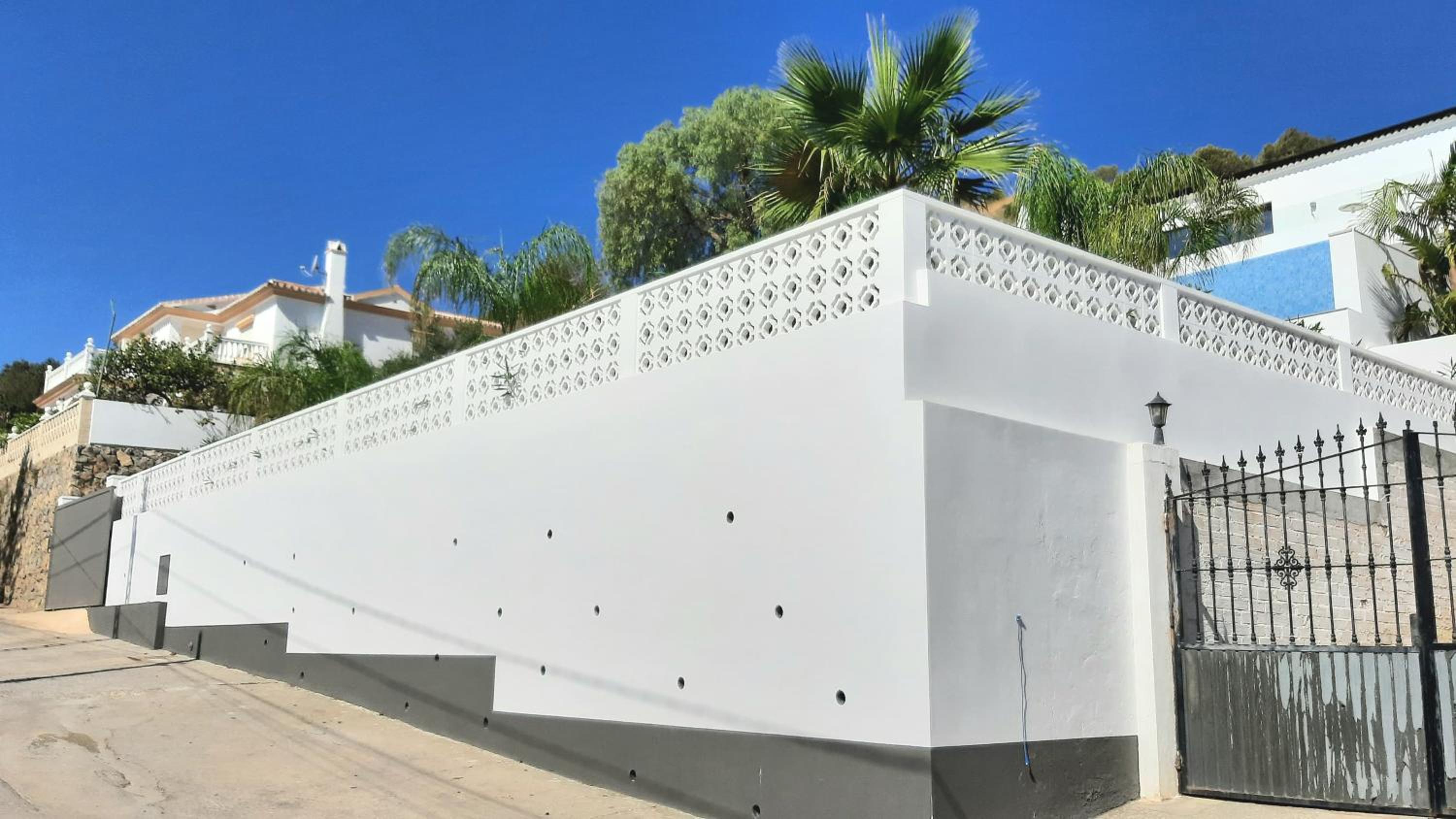 Happyplace Malaga - Villa with Panoramic Sea View Heated Infinity Saltwater Pool