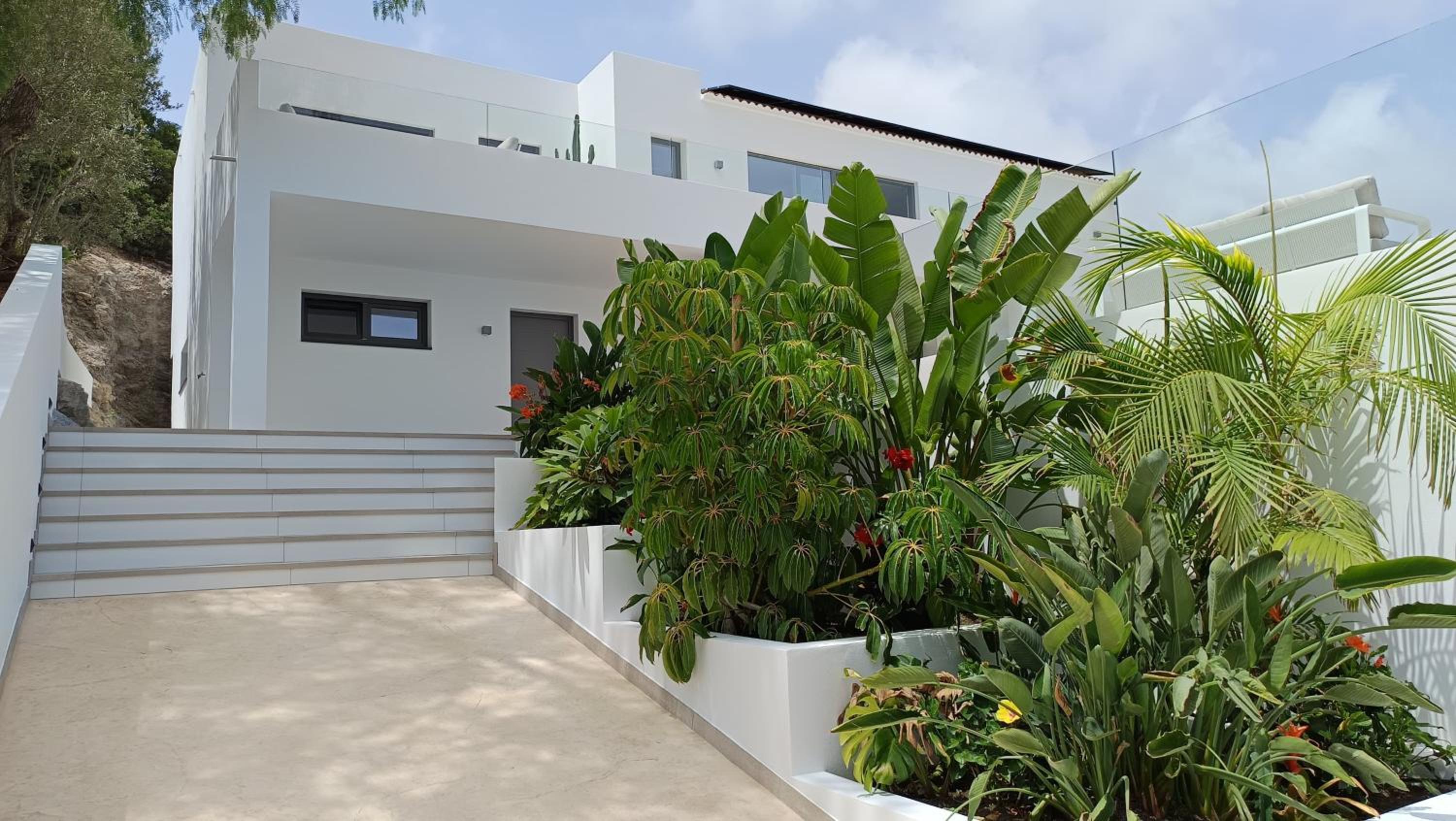 Happyplace Malaga - Villa with Panoramic Sea View Heated Infinity Saltwater Pool