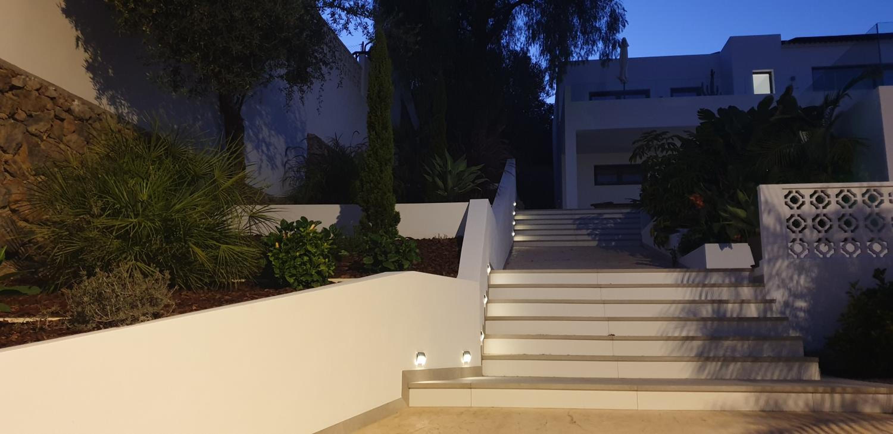 Happyplace Malaga - Villa with Panoramic Sea View Heated Infinity Saltwater Pool
