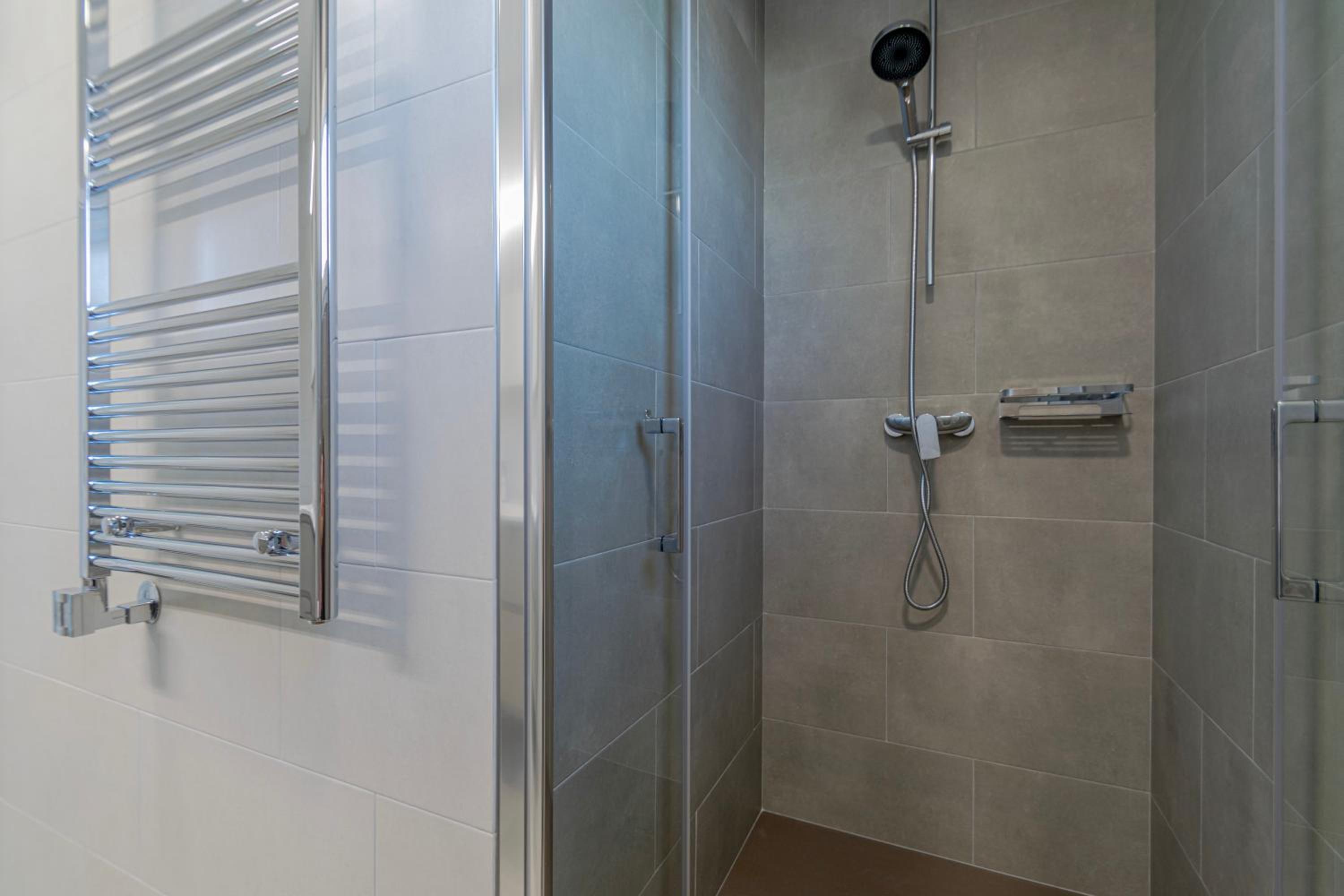 Happyplace Malaga - Villa with Panoramic Sea View Heated Infinity Saltwater Pool