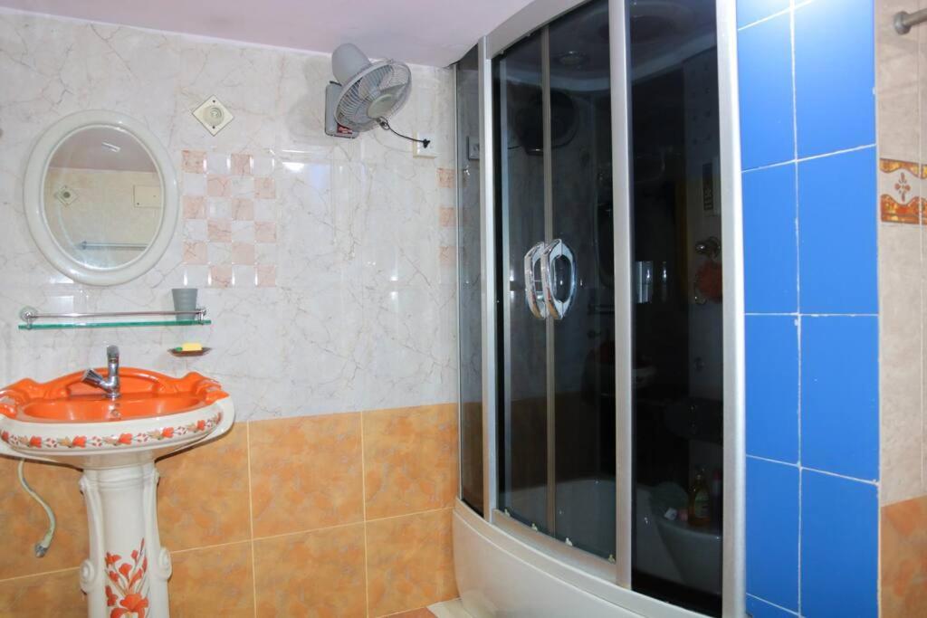Luxury Apartment Merul Badda