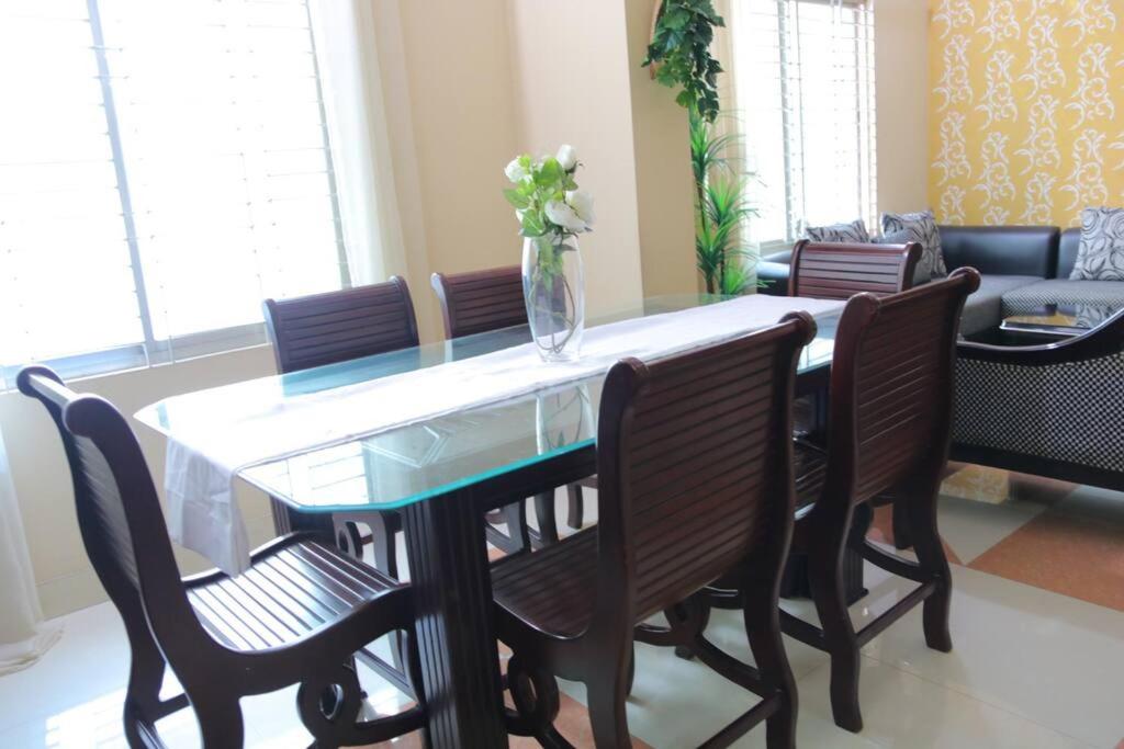 Luxury Apartment Merul Badda