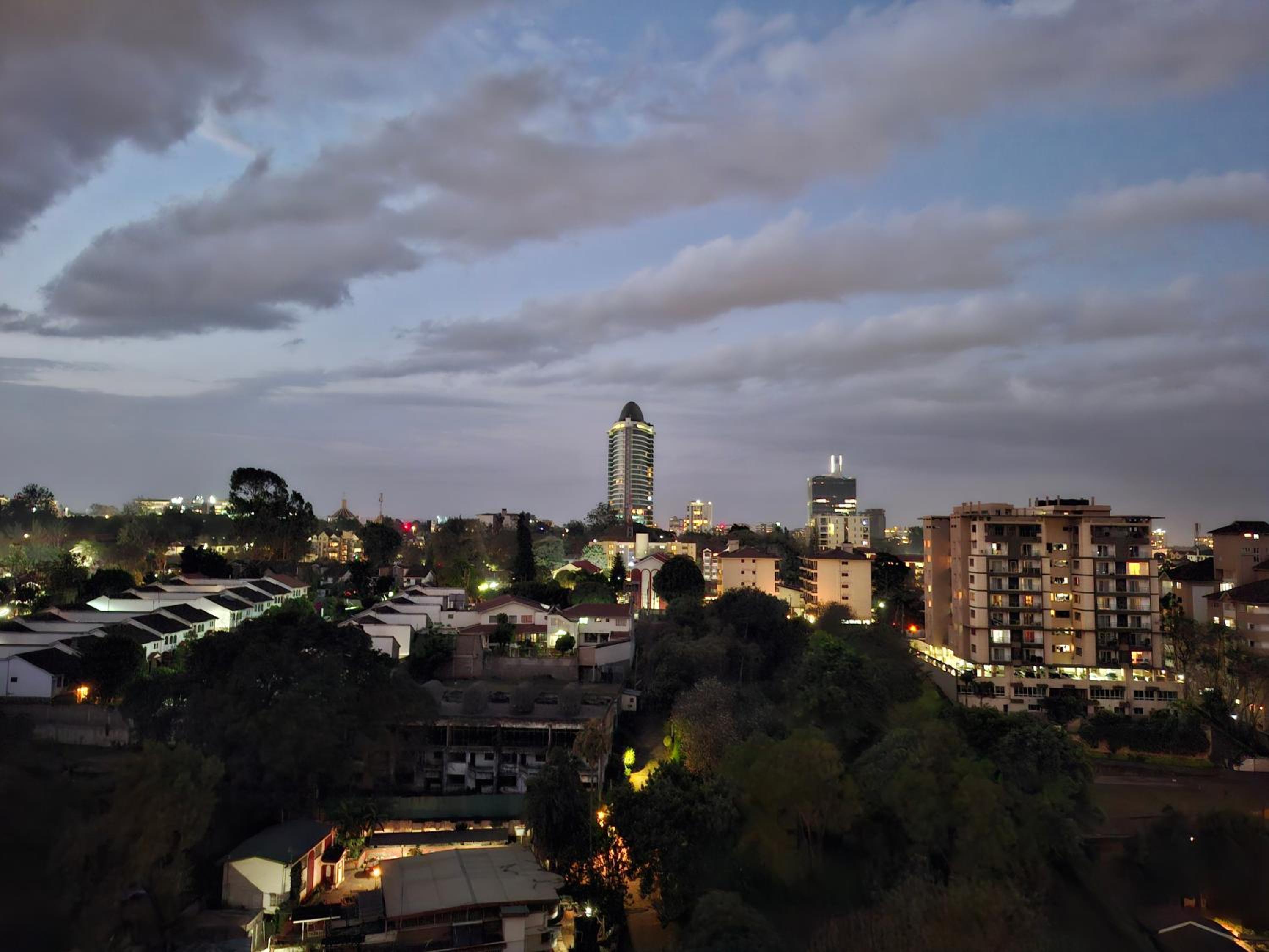 Airy Apartment with Gym, Stunning View in Westlands