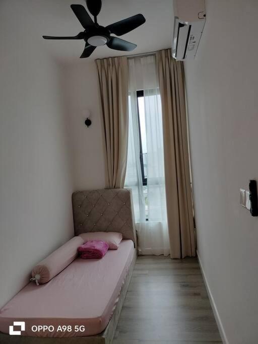 A cozy 2 bedroom