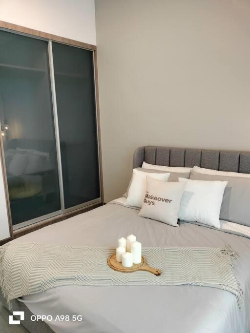 A cozy 2 bedroom